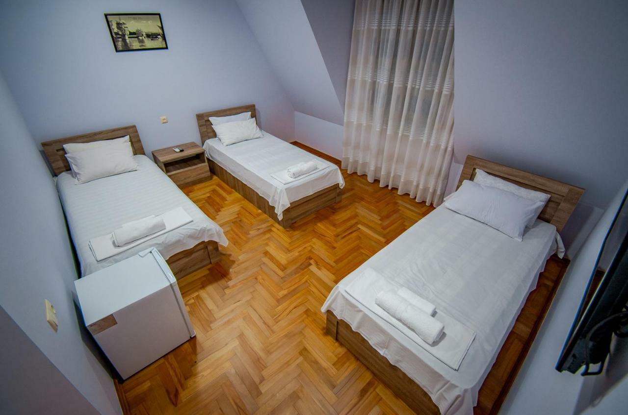 Nana'S Guesthouse Батуми Екстериор снимка
